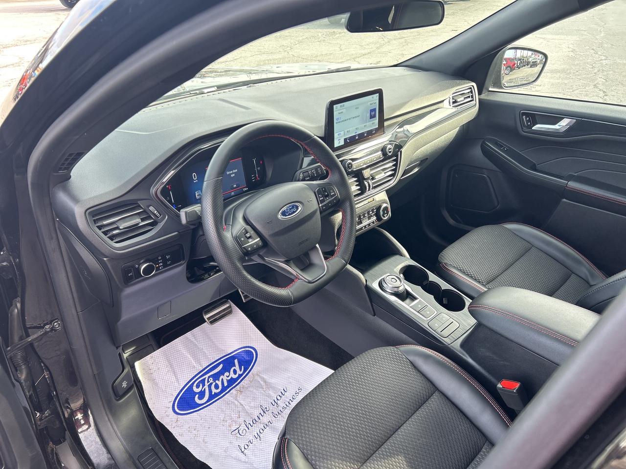 2023 Ford Escape ST LINE AWD 1.5L LANE KEEP HEATED SEATS SYNC4 Photo
