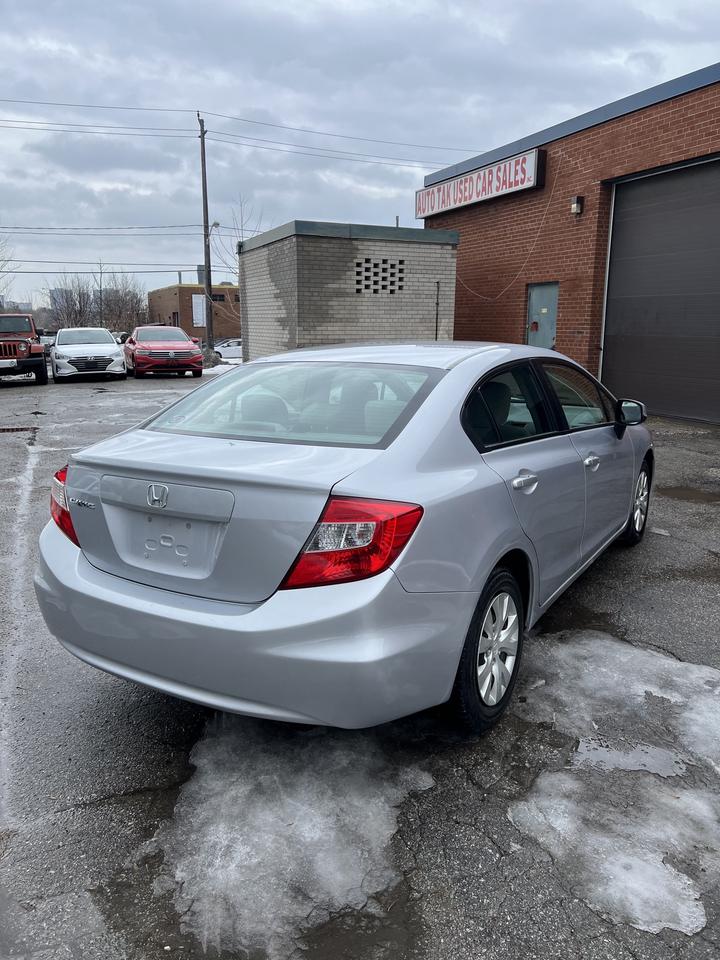 2012 Honda Civic 4dr Auto LX sedan low km blue tooth ac Photo