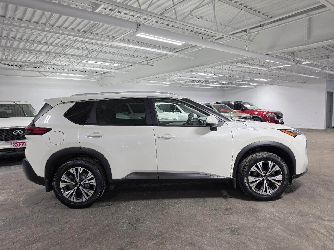 2022 Nissan Rogue SV PREMIUM, PRIMA-TEX, 360 CAM, PRO-PILOT, 19" AL Photo3