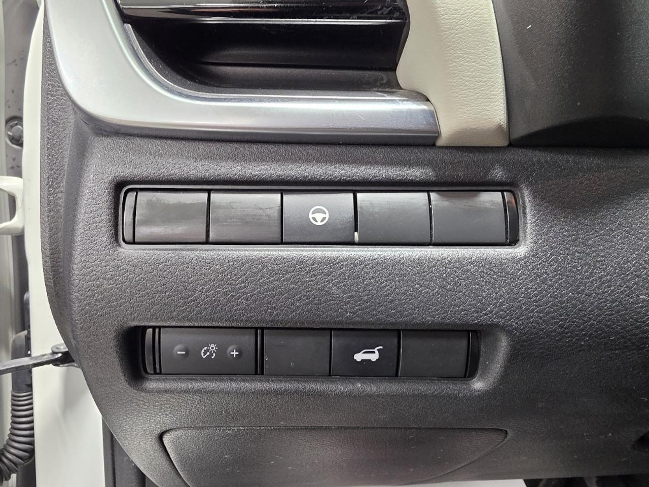 2022 Nissan Rogue SV PREMIUM, PRIMA-TEX, 360 CAM, PRO-PILOT, 19" AL Photo