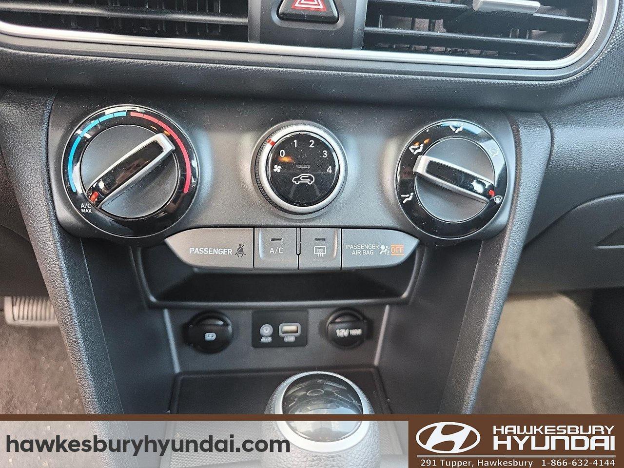 2021 Hyundai KONA Essential Photo