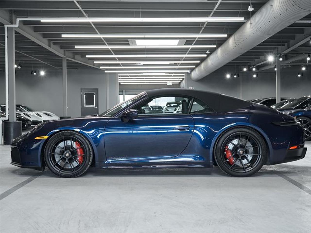 2025 Porsche 911 Carrera 4 GTS Cabriolet Photo