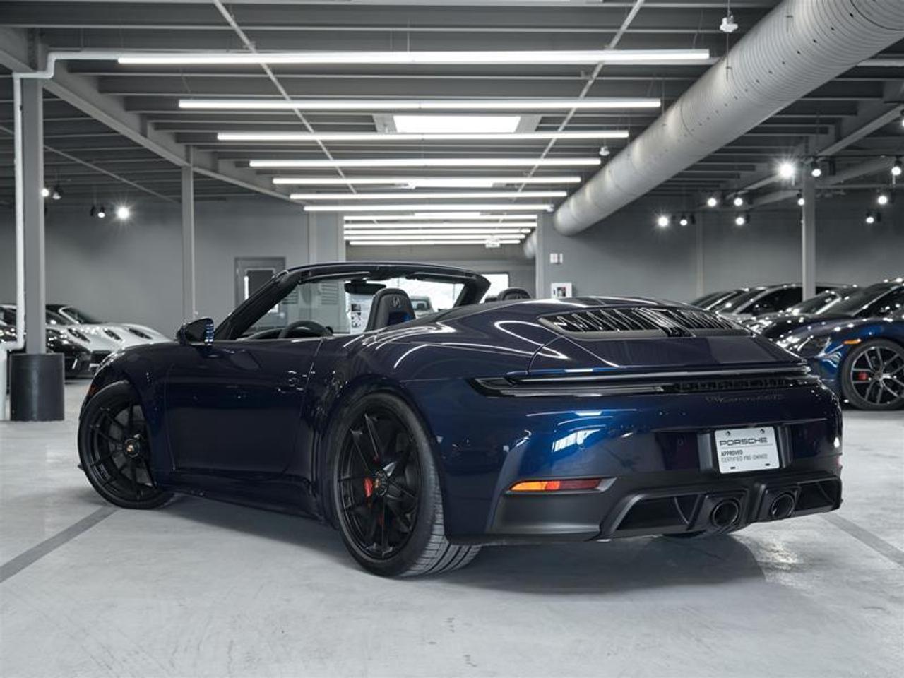 2025 Porsche 911 Carrera 4 GTS Cabriolet Photo