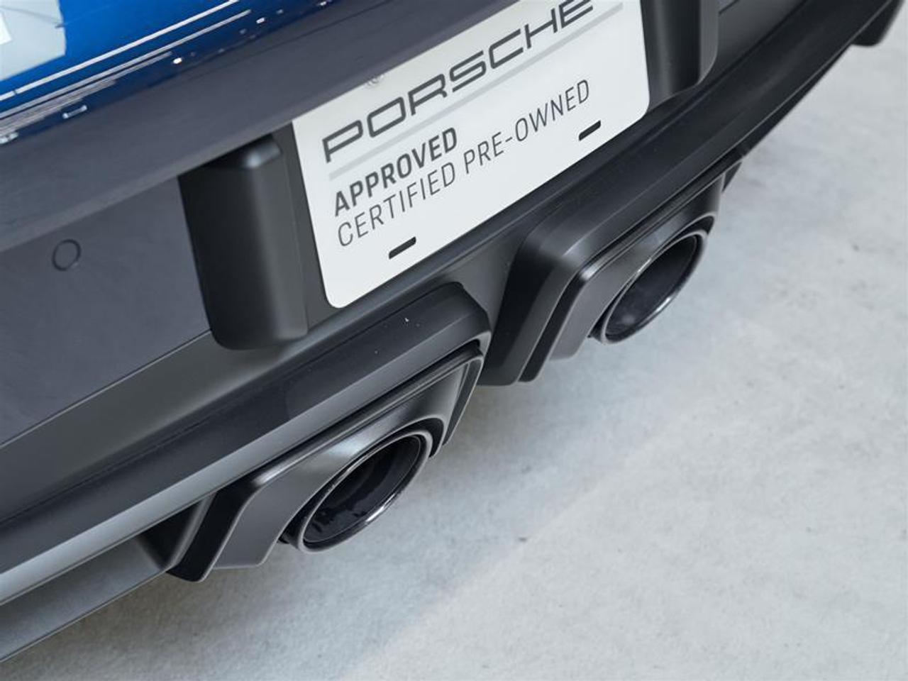 2025 Porsche 911 Carrera 4 GTS Cabriolet Photo
