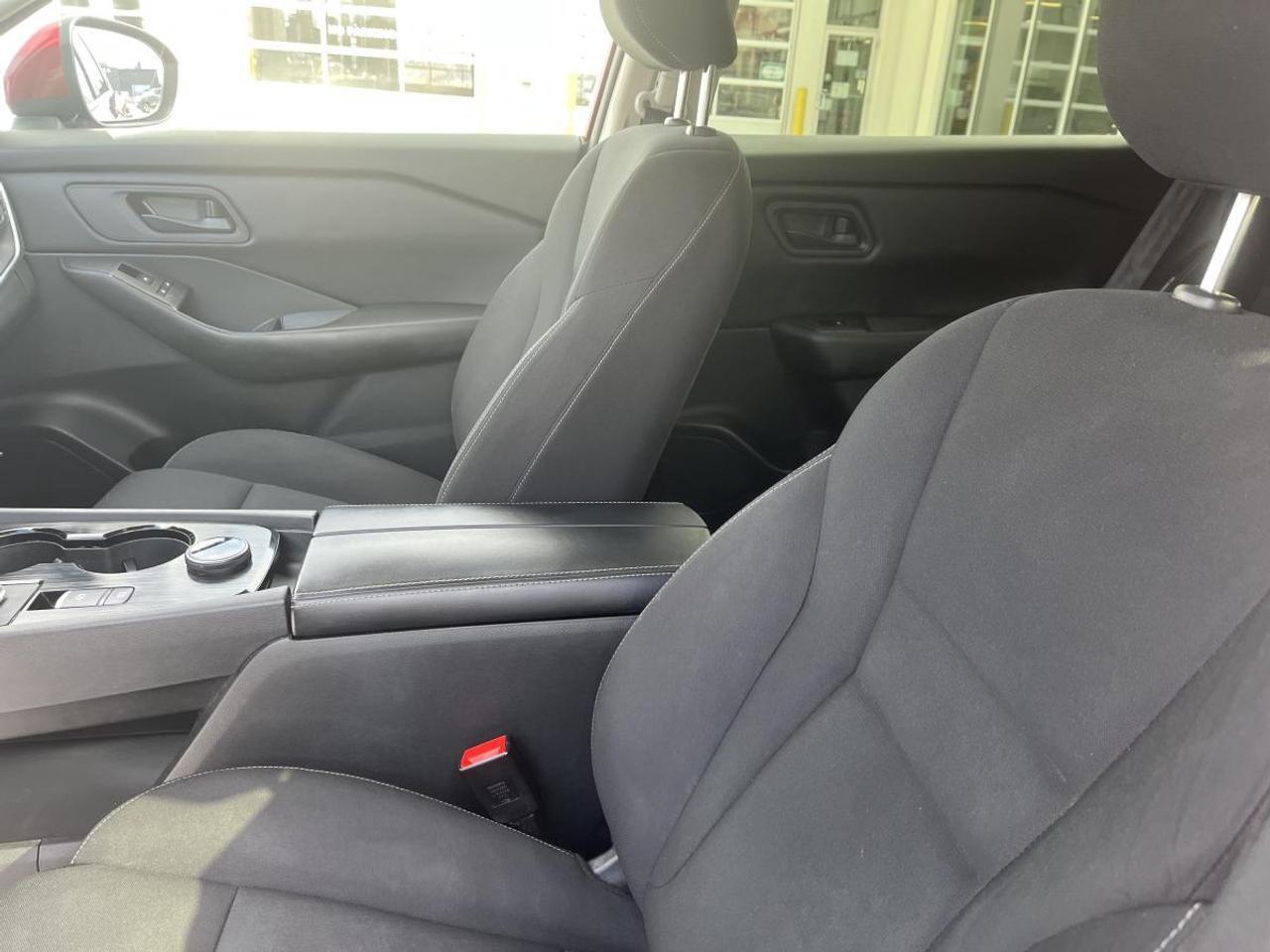 2024 Nissan Rogue AWD S Photo