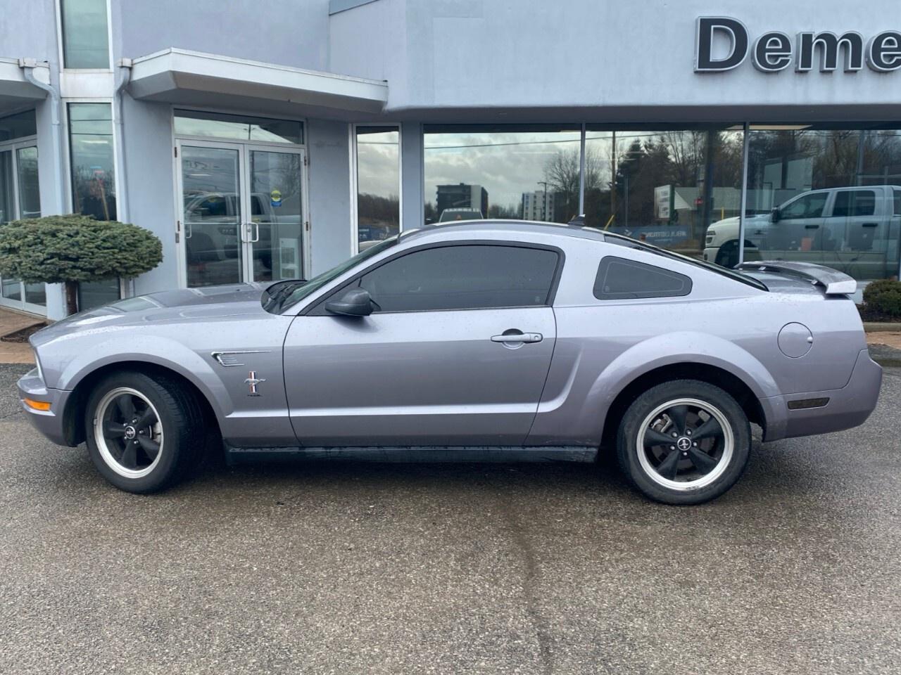 2006 Ford Mustang 2dr Cpe Photo