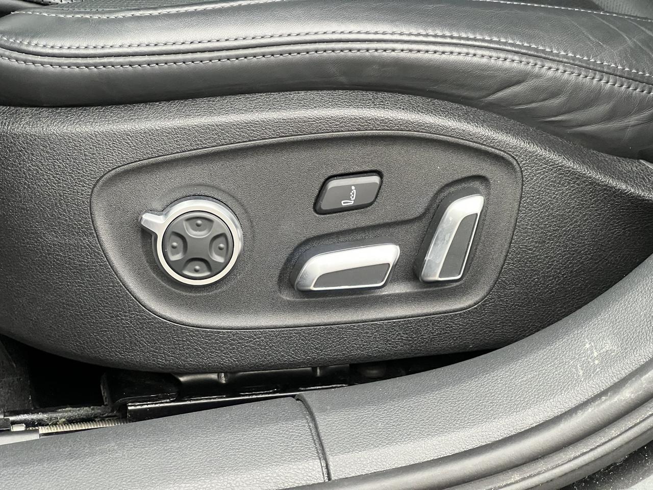 2016 Audi A6 TDI Technik – One Owner   Dealer Serviced   Bose Photo