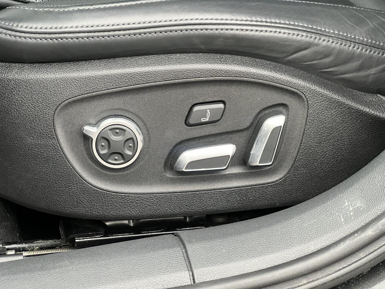 2016 Audi A6 TDI Technik – One Owner   Dealer Serviced   Bose Photo