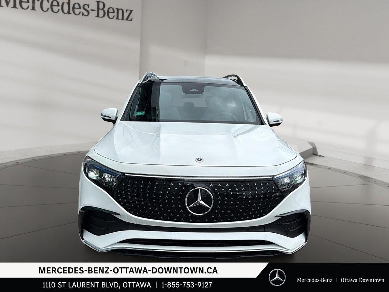2025 Mercedes-Benz EQB 300 4M SUV 2025 Mercedes-Benz EQB 300 4MATIC   Man Photo