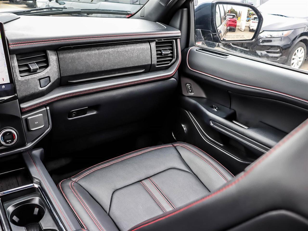 2023 Ford Expedition Limited MAX Photo