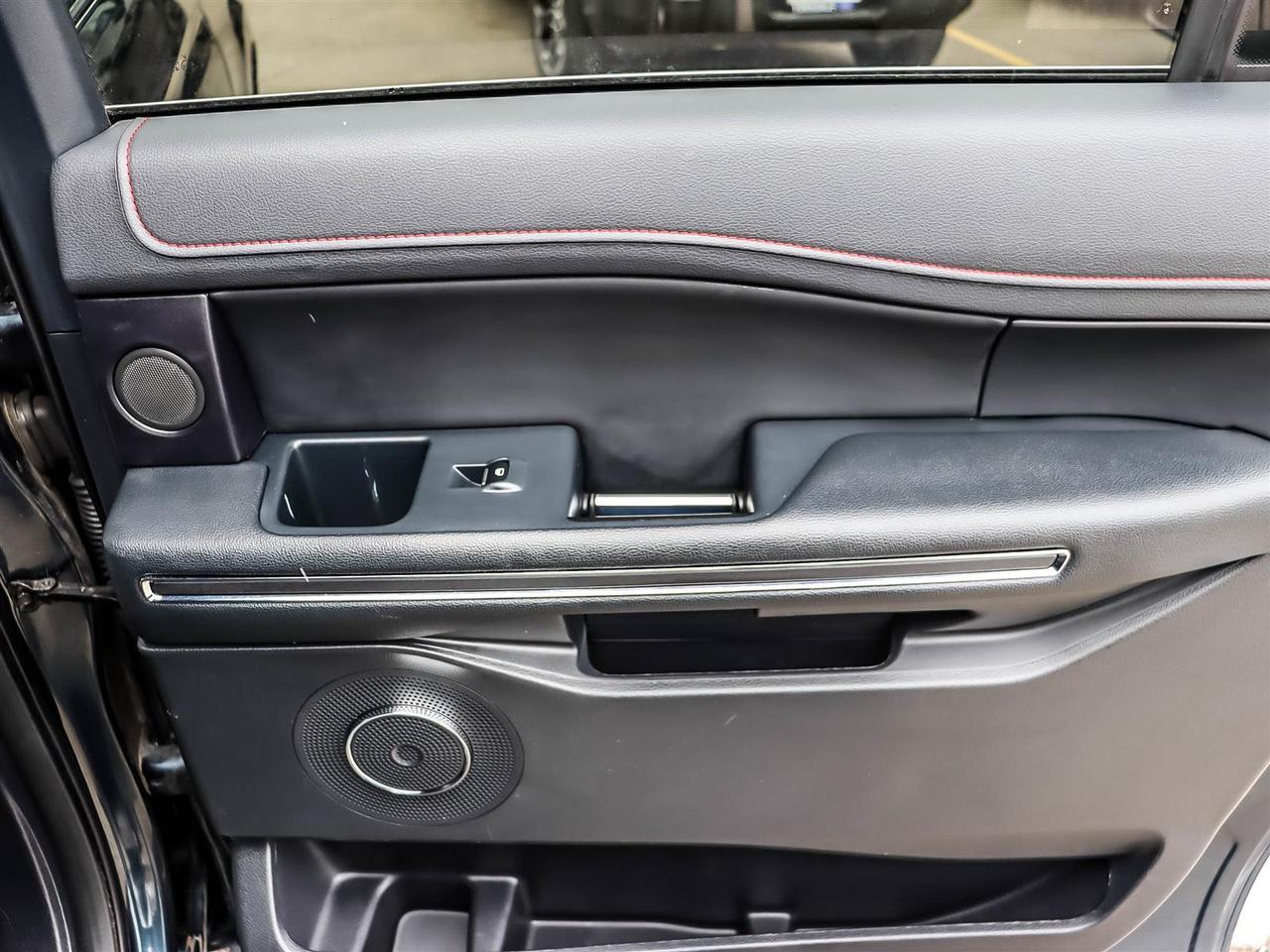 2023 Ford Expedition Limited MAX Photo