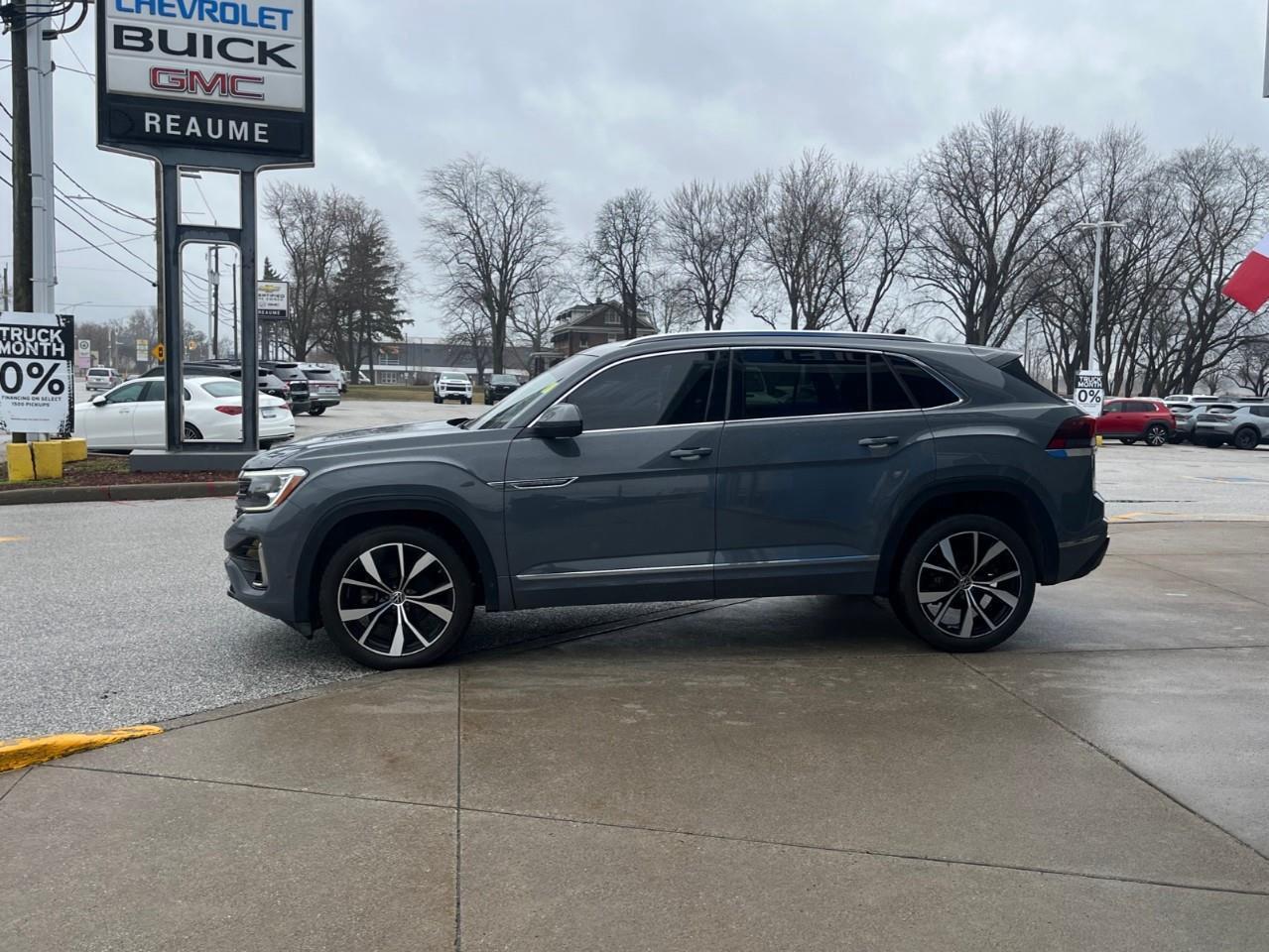 2024 Volkswagen Atlas Cross Sport EXECLINE PERFECT SHAPE Photo