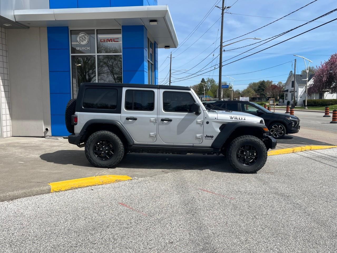 2024 Jeep Wrangler WILLYS SUPER CLEAN Photo