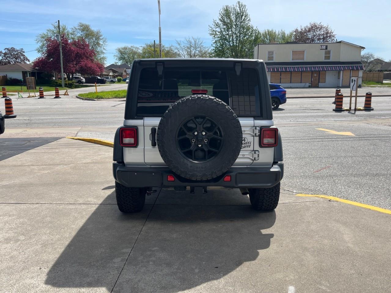 2024 Jeep Wrangler WILLYS SUPER CLEAN Photo