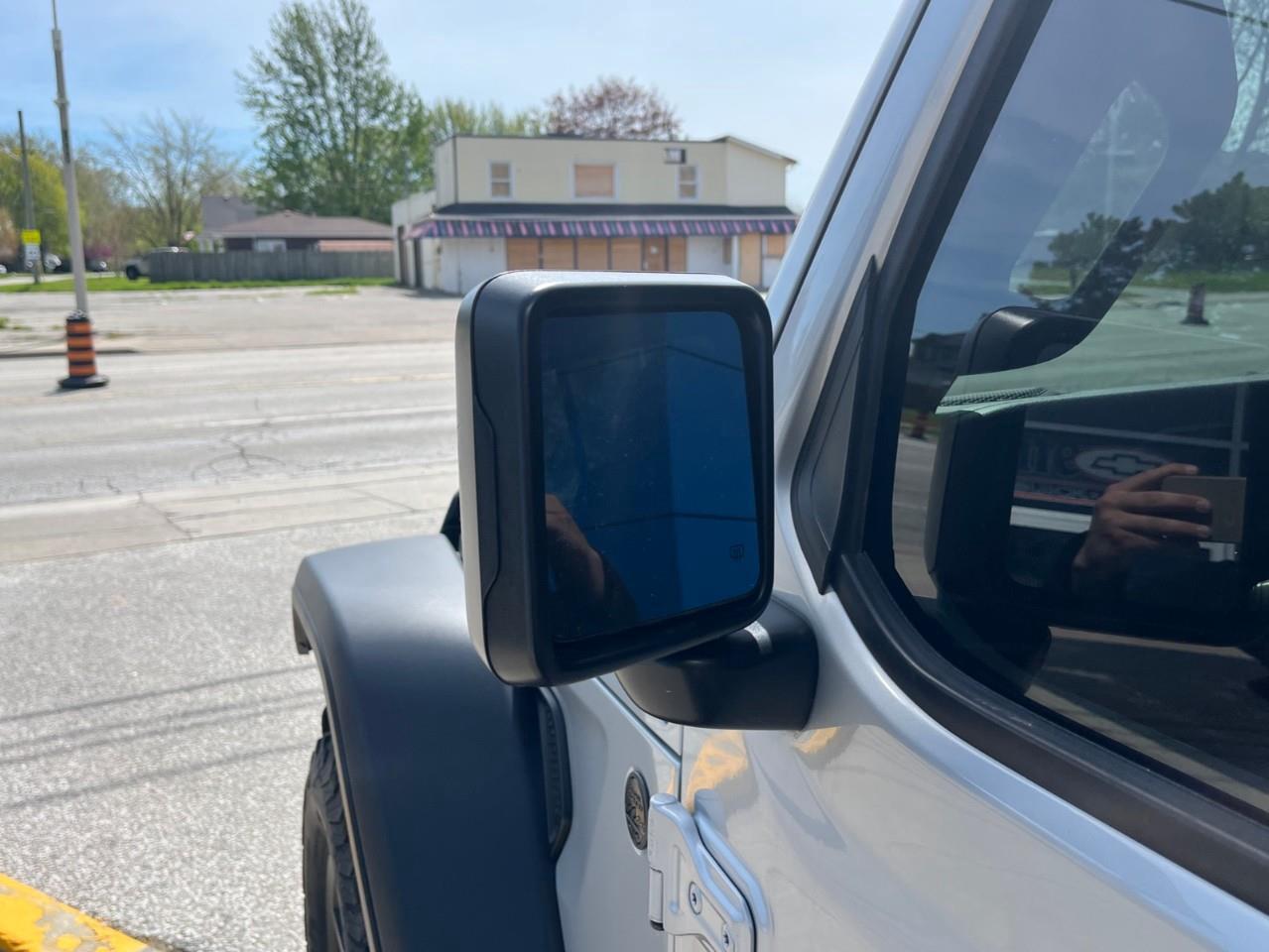 2024 Jeep Wrangler WILLYS SUPER CLEAN Photo