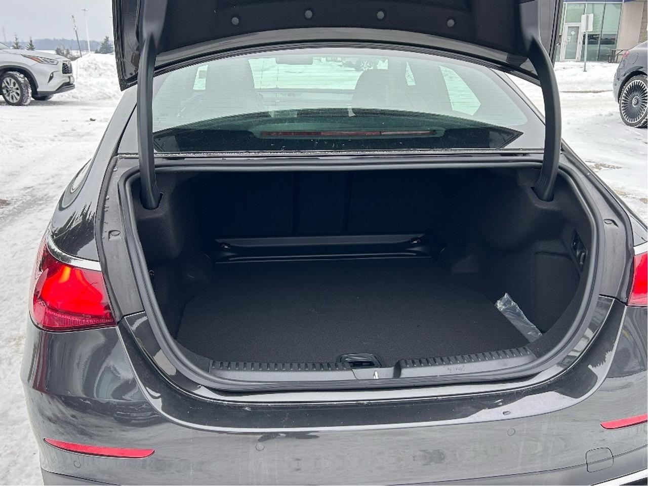 2026 Mercedes-Benz E-Class 350 4MATIC Sedan Photo