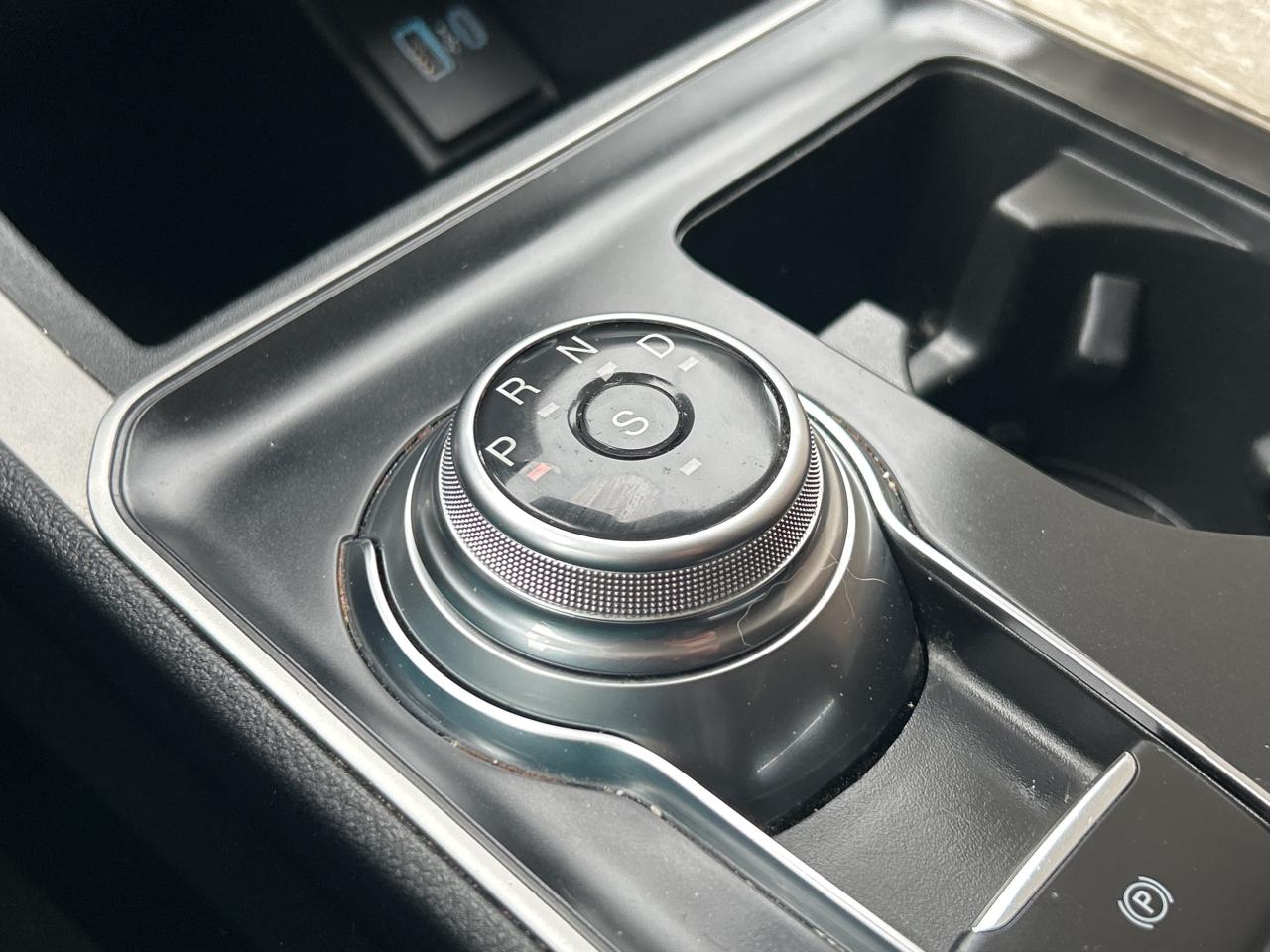 2021 Ford Edge SE - AWD  ** BEST  VALUE ! ** Photo