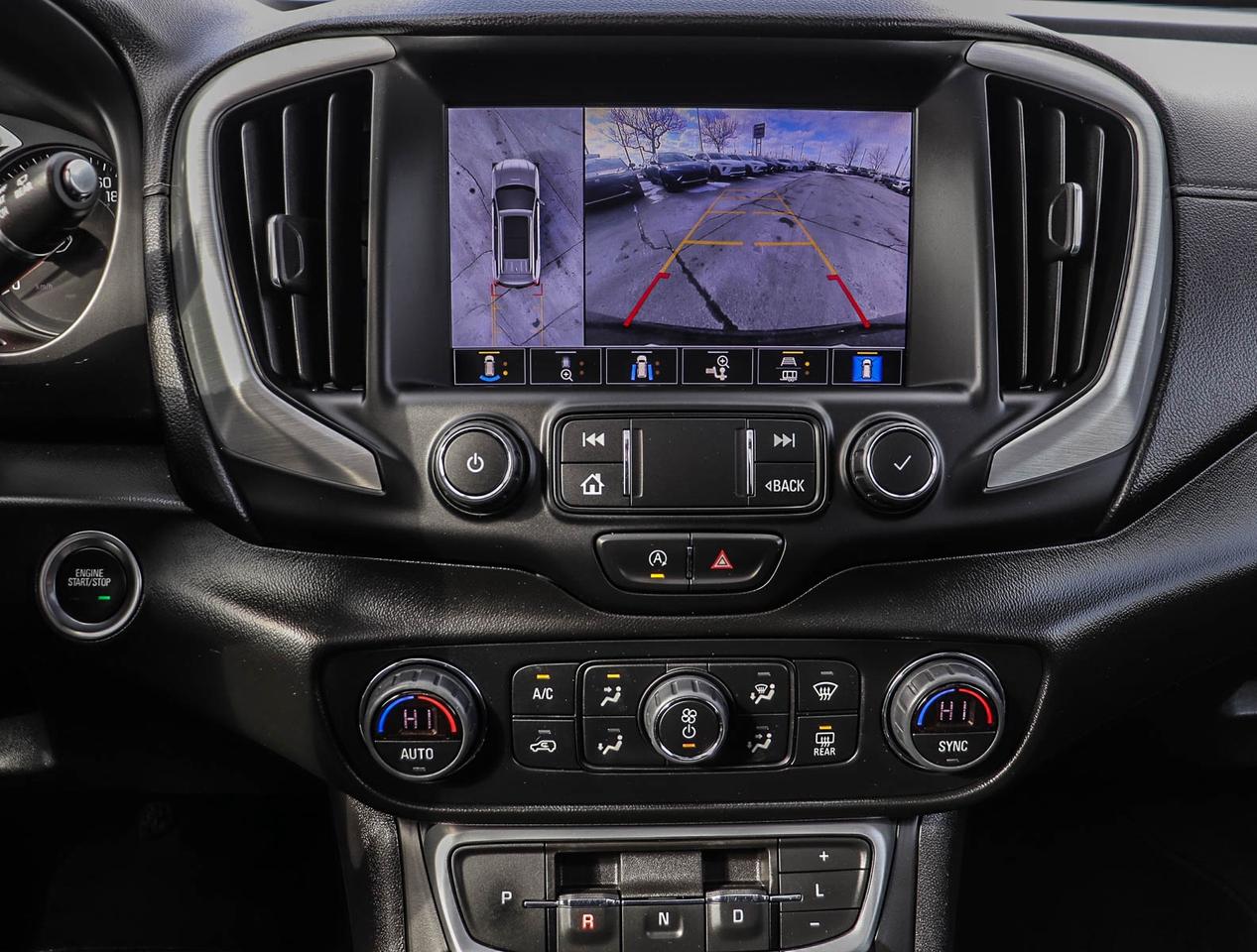 2022 GMC Terrain SLT Photo