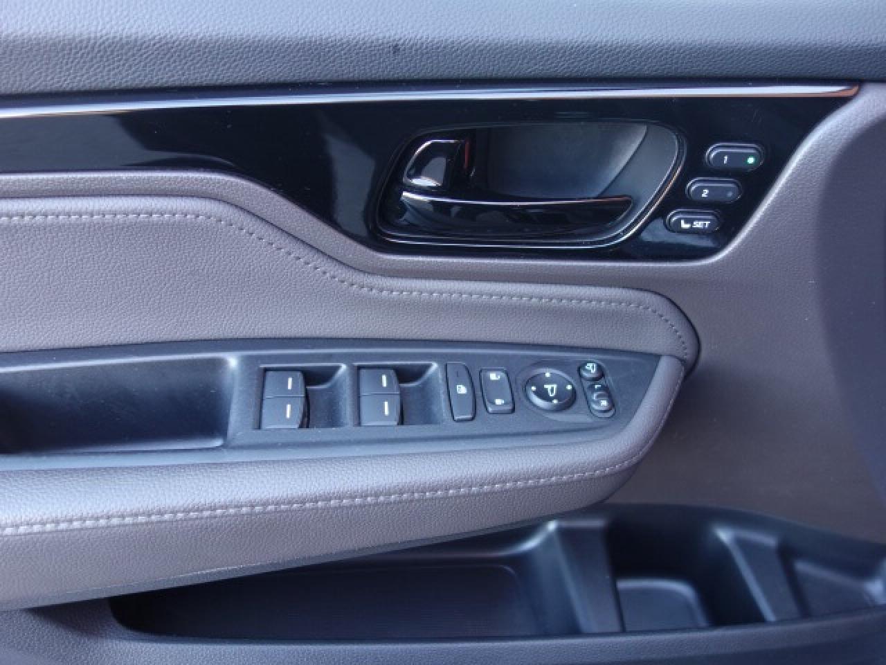 2018 Honda Odyssey Touring Photo