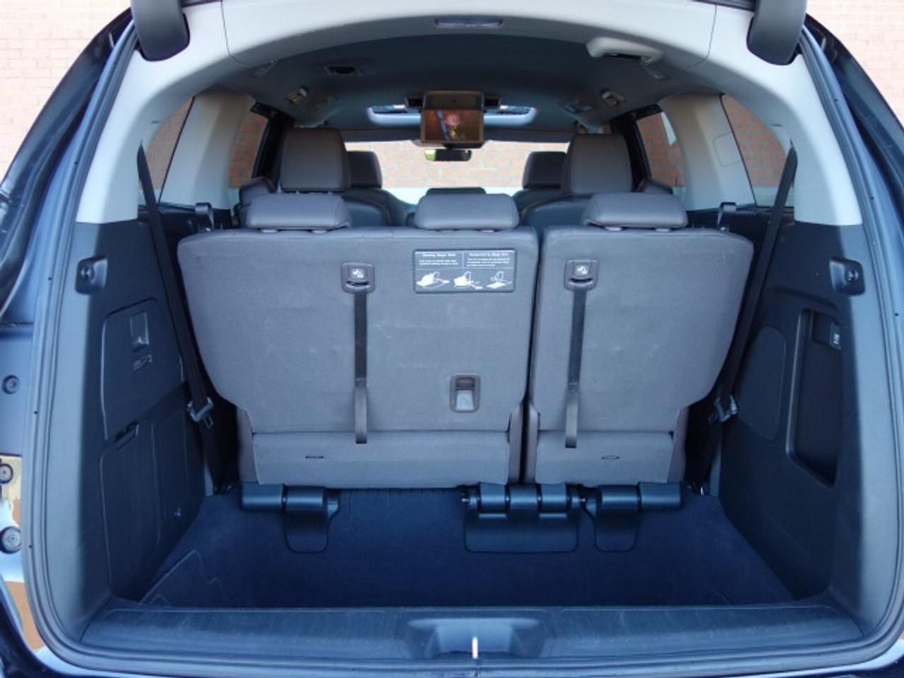 2018 Honda Odyssey Touring Photo