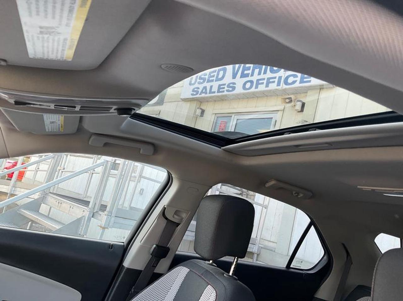 2016 Chevrolet Equinox LT Photo