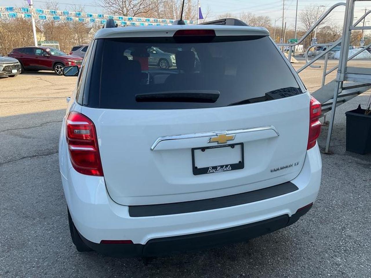 2016 Chevrolet Equinox LT Photo