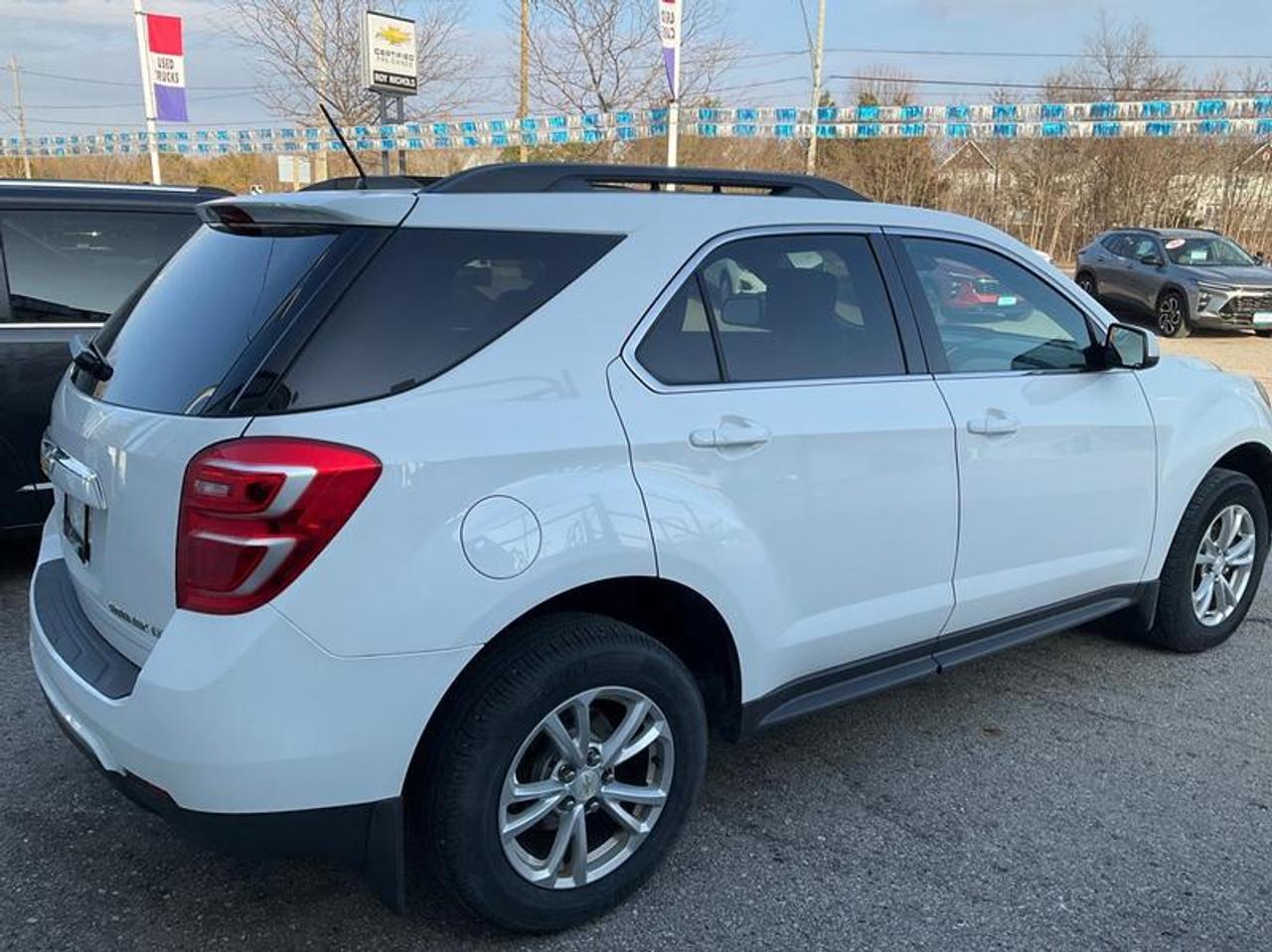 2016 Chevrolet Equinox LT Photo