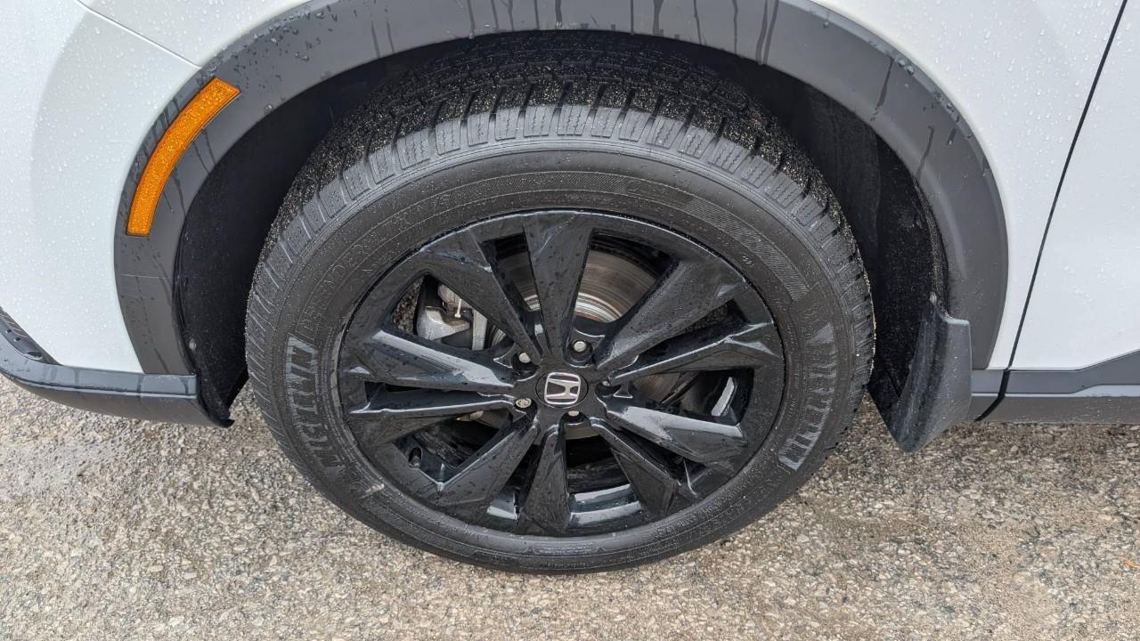 2025 Honda CR-V Hybrid Touring 4dr All-Wheel Drive Photo