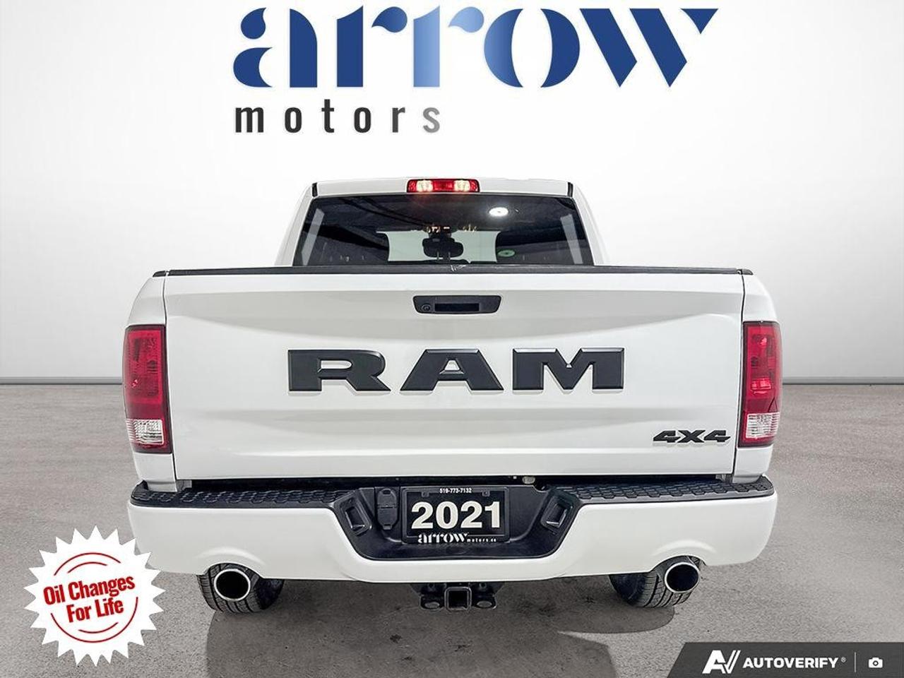 2021 RAM 1500 Classic EXPRESS 4X4 CREW CAB 5'7" BOX Photo