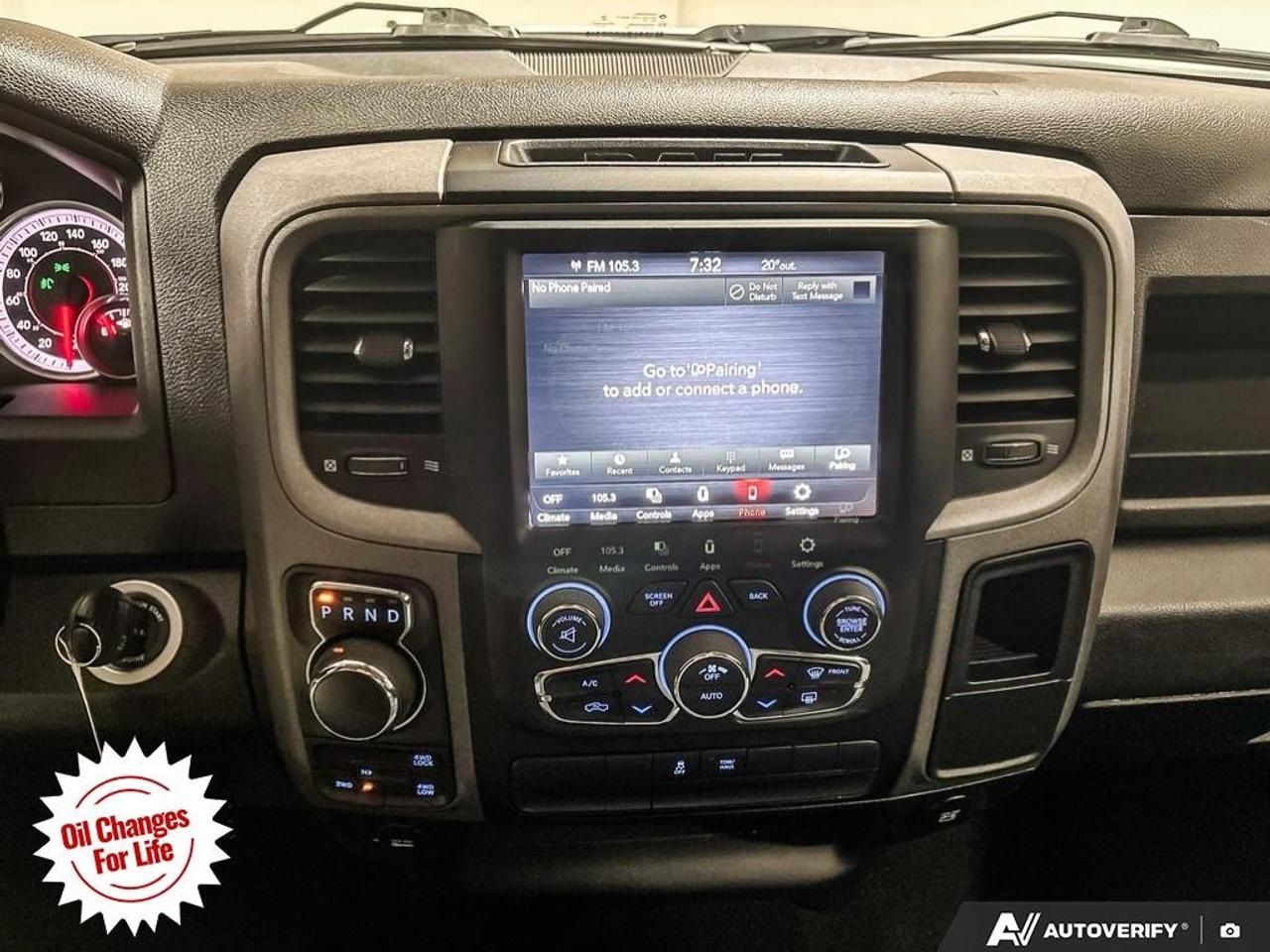 2021 RAM 1500 Classic EXPRESS 4X4 CREW CAB 5'7" BOX Photo