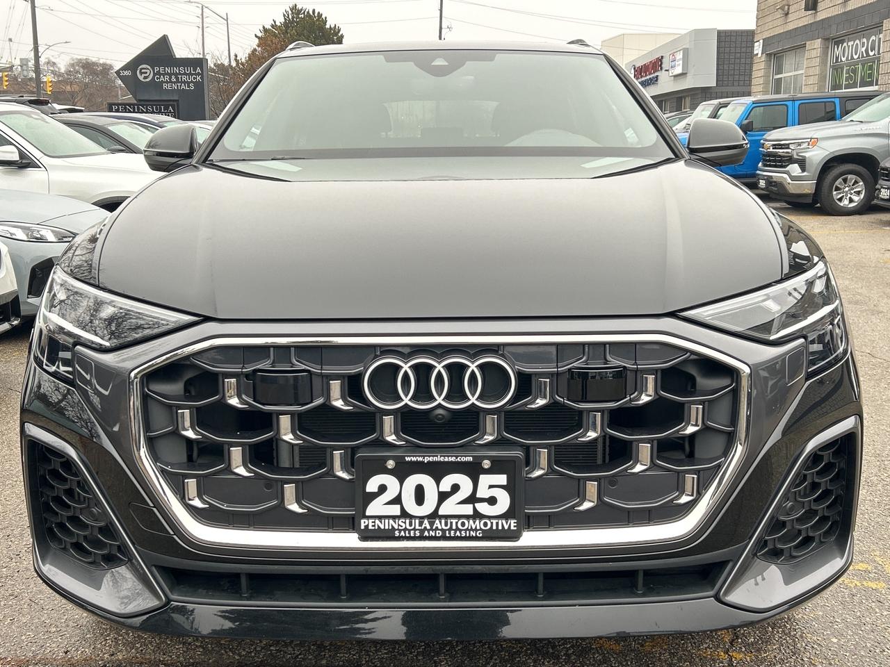 2025 Audi Q8 Q8 PROGRESSIVE,ADAPTIVE CRUISE,AMBIENT LIGHT,PANO Photo