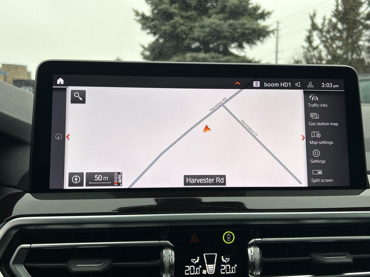 2025 BMW X4 HEADS UP DISPLAY, CARPLAY, PANOROOF,AMBIENT LIGHTS Photo