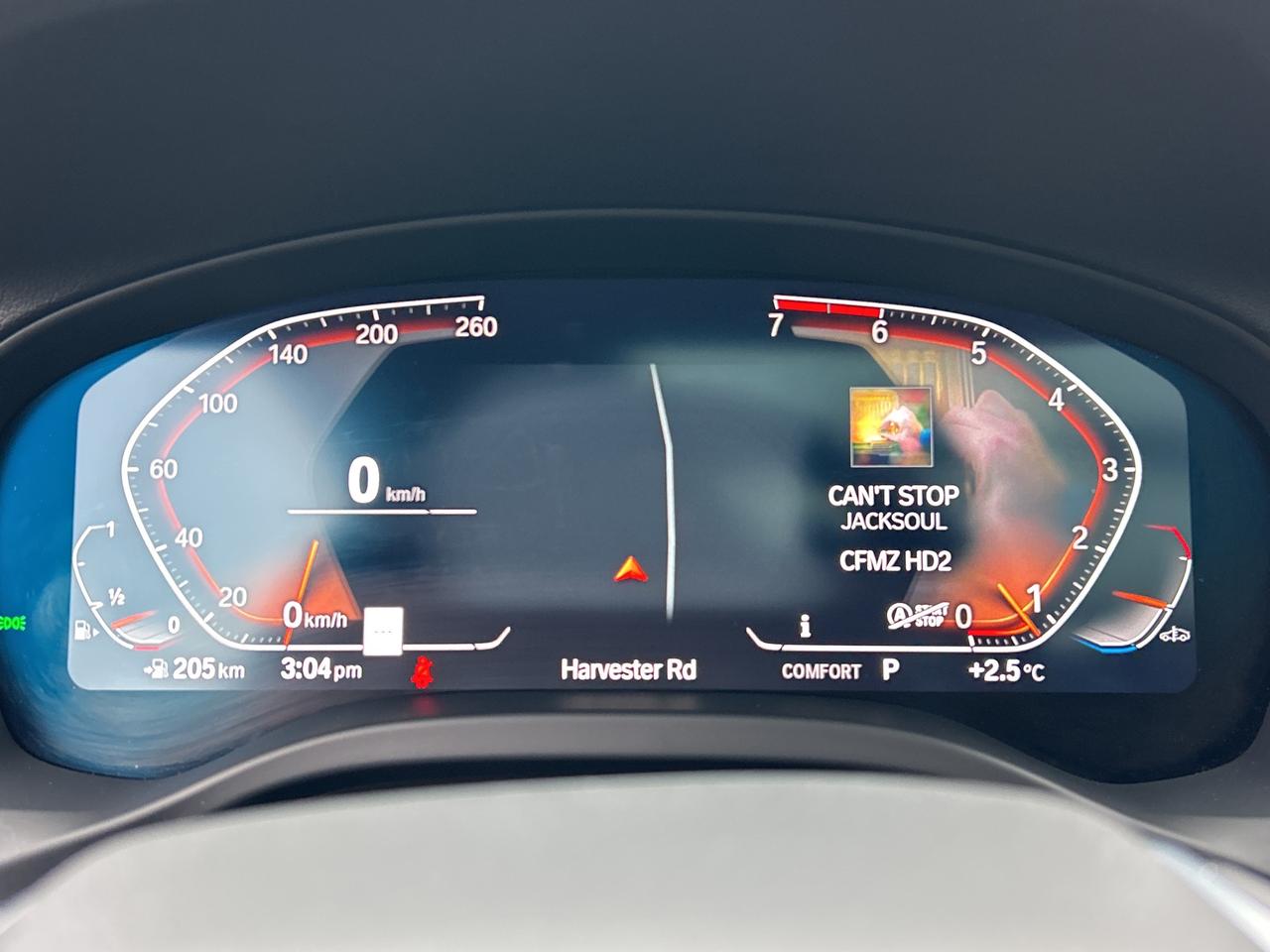 2025 BMW X4 HEADS UP DISPLAY, CARPLAY, PANOROOF,AMBIENT LIGHTS Photo