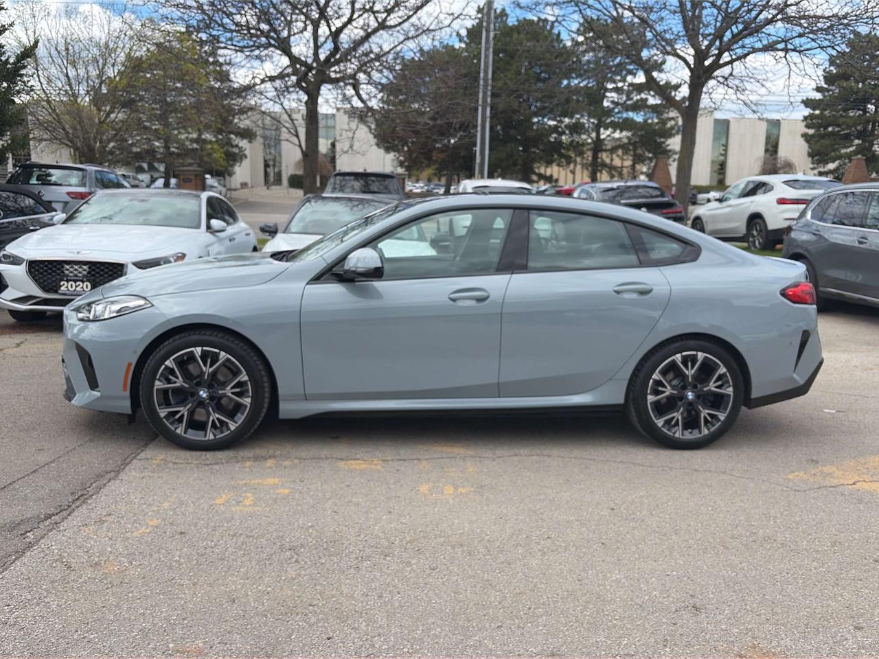 2025 BMW 2 Series M-Sport, FREE TORONTO MAPLE LEAFS GOLD SEATS Photo