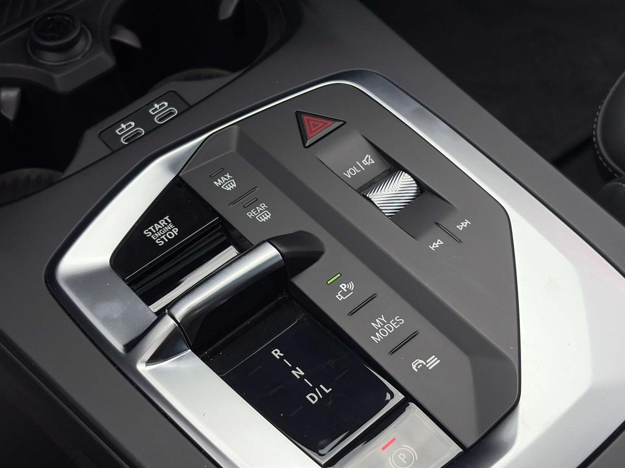 2025 BMW 2 Series M-Sport, FREE TORONTO MAPLE LEAFS GOLD SEATS Photo