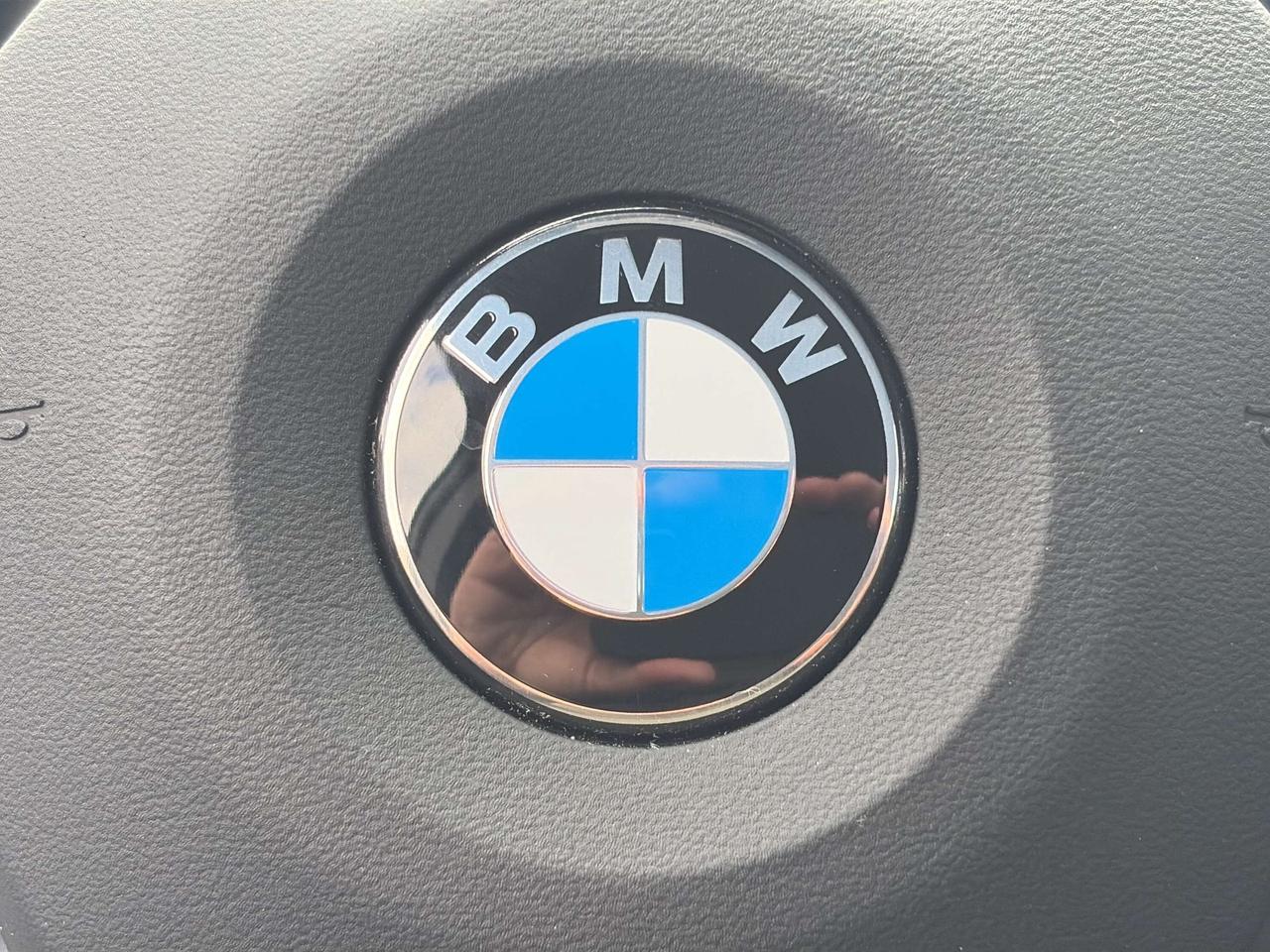 2025 BMW 2 Series M-Sport, FREE TORONTO MAPLE LEAFS GOLD SEATS Photo