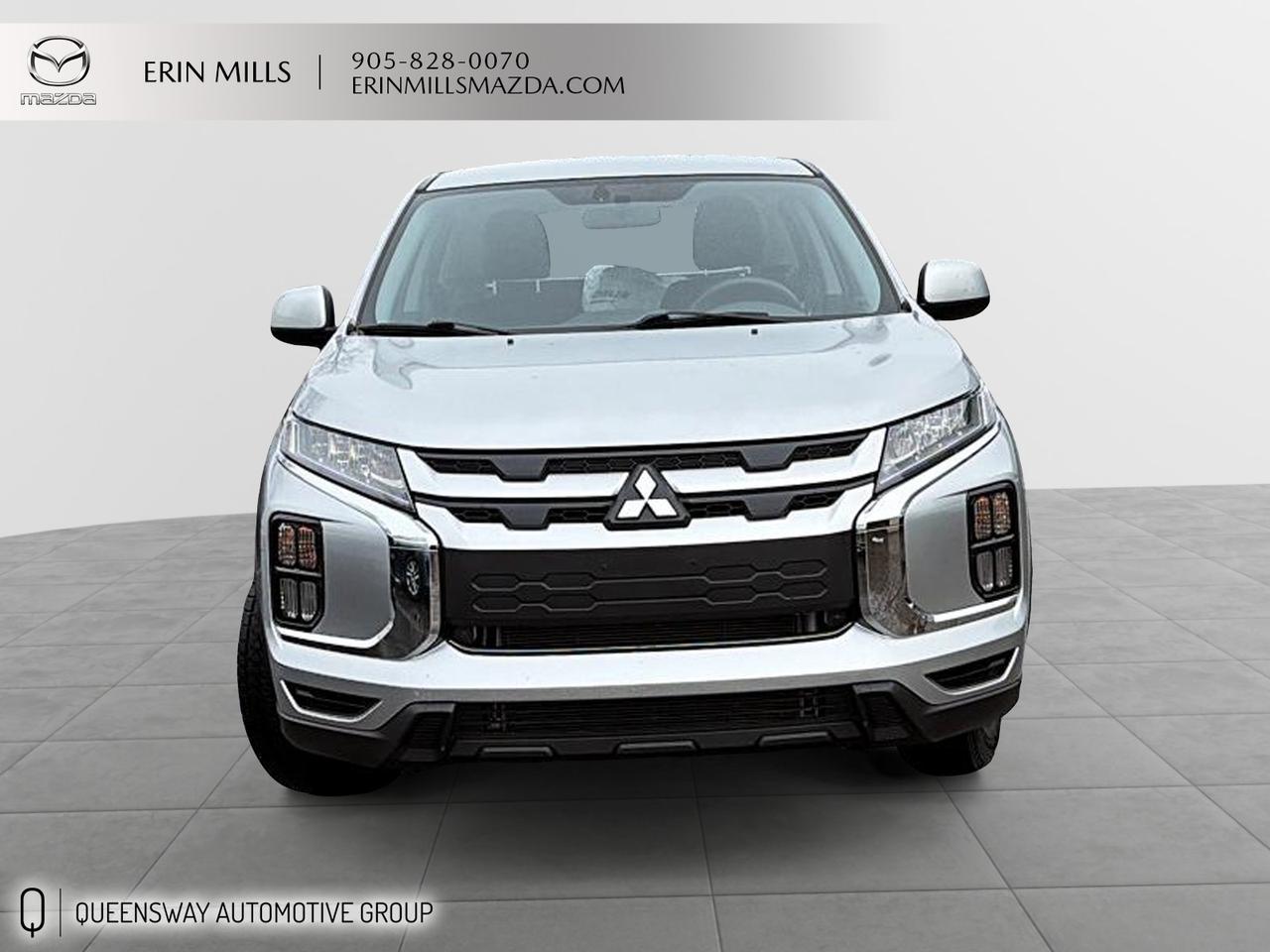 2024 Mitsubishi RVR ES Photo