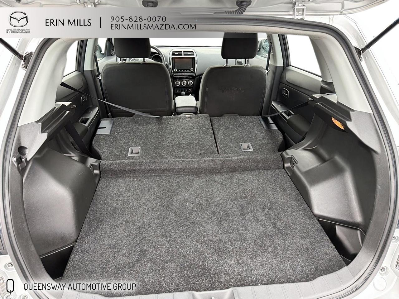 2024 Mitsubishi RVR ES Photo