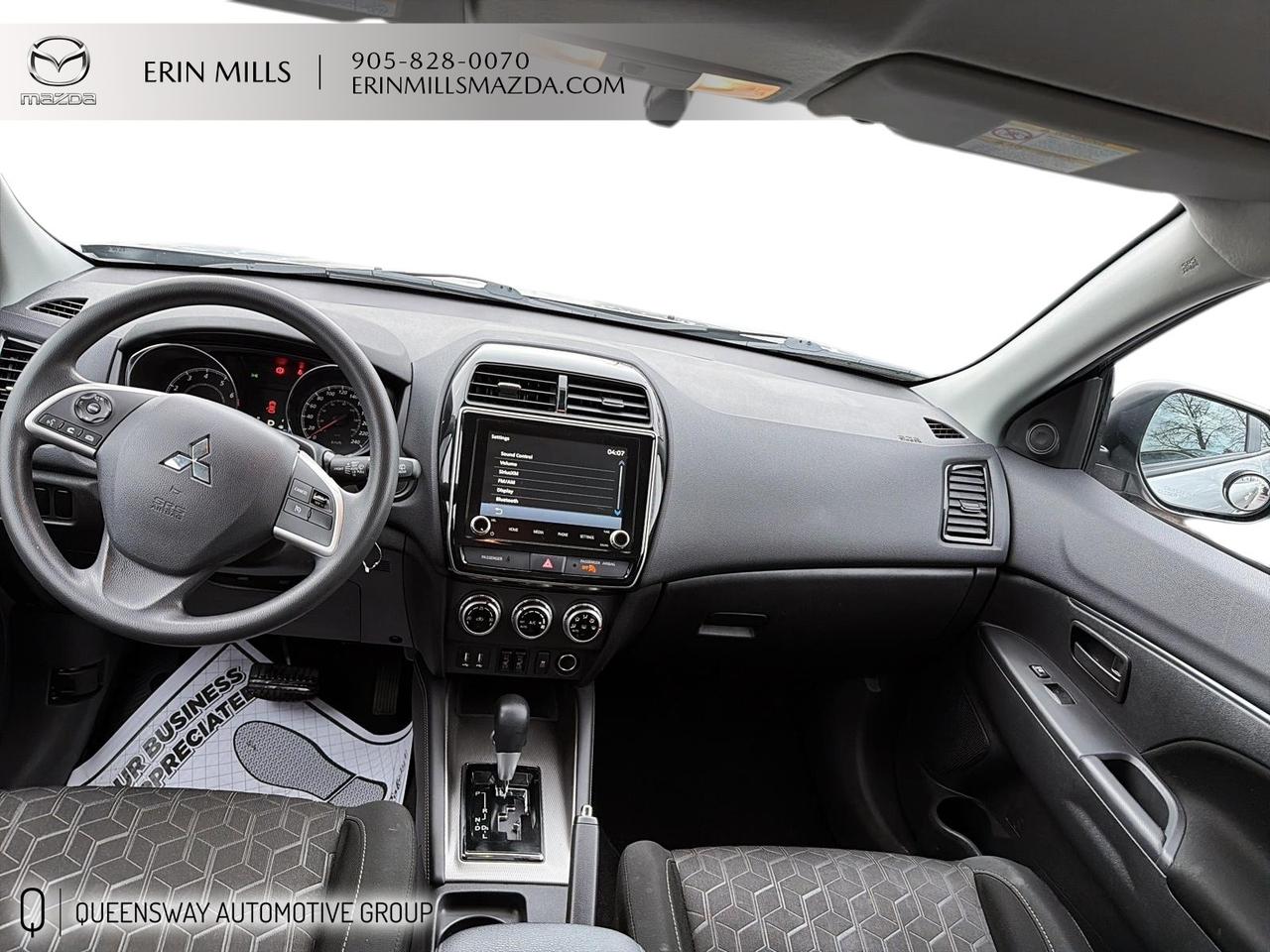 2024 Mitsubishi RVR ES Photo