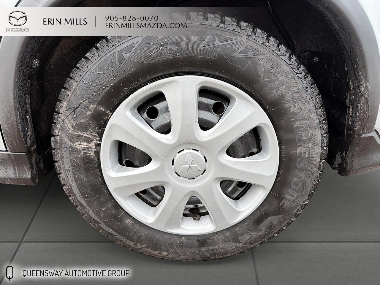 2024 Mitsubishi RVR ES Photo