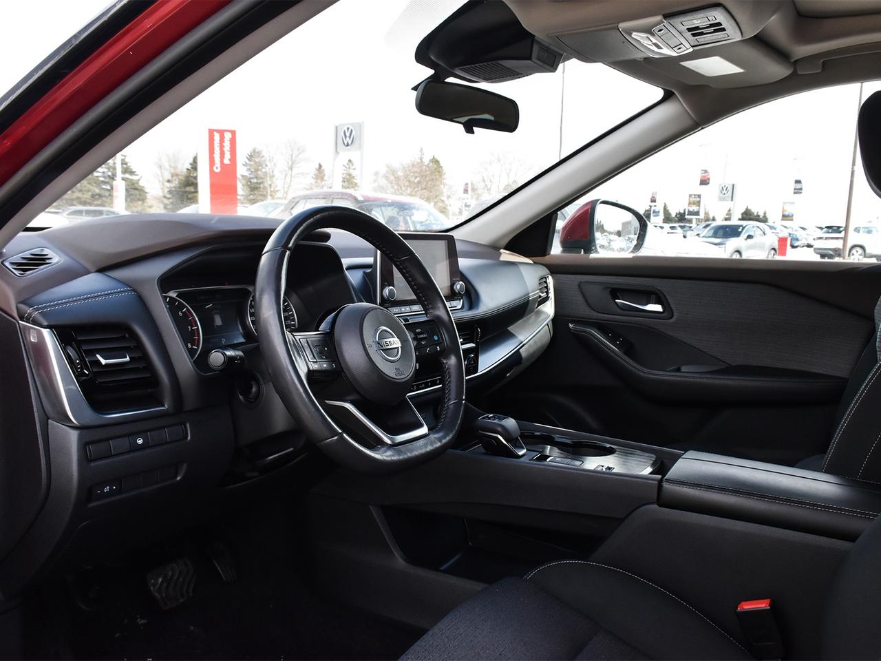 2021 Nissan Rogue SV  - Sunroof -  Heated Seats Photo