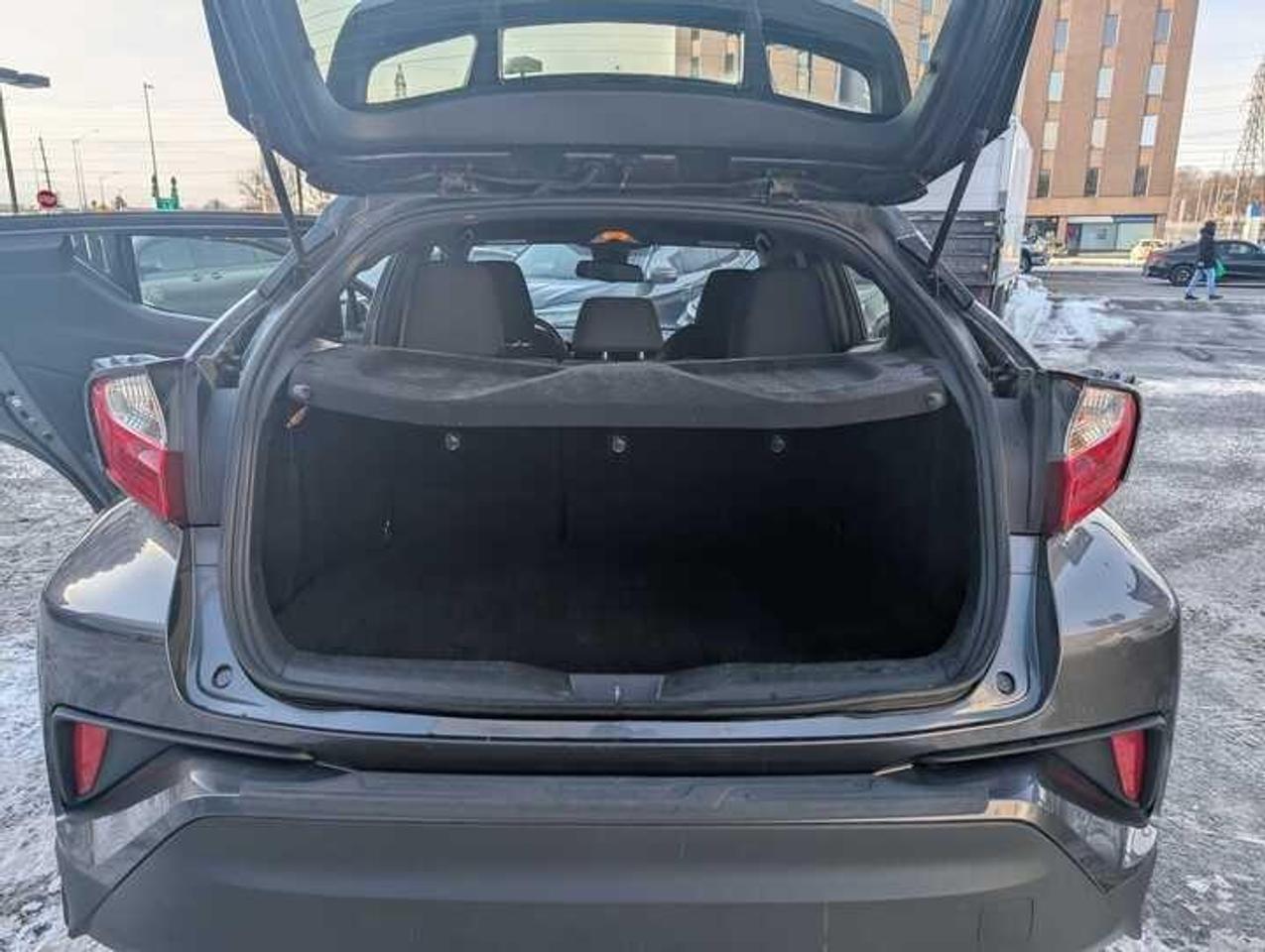 2019 Toyota C-HR  Photo