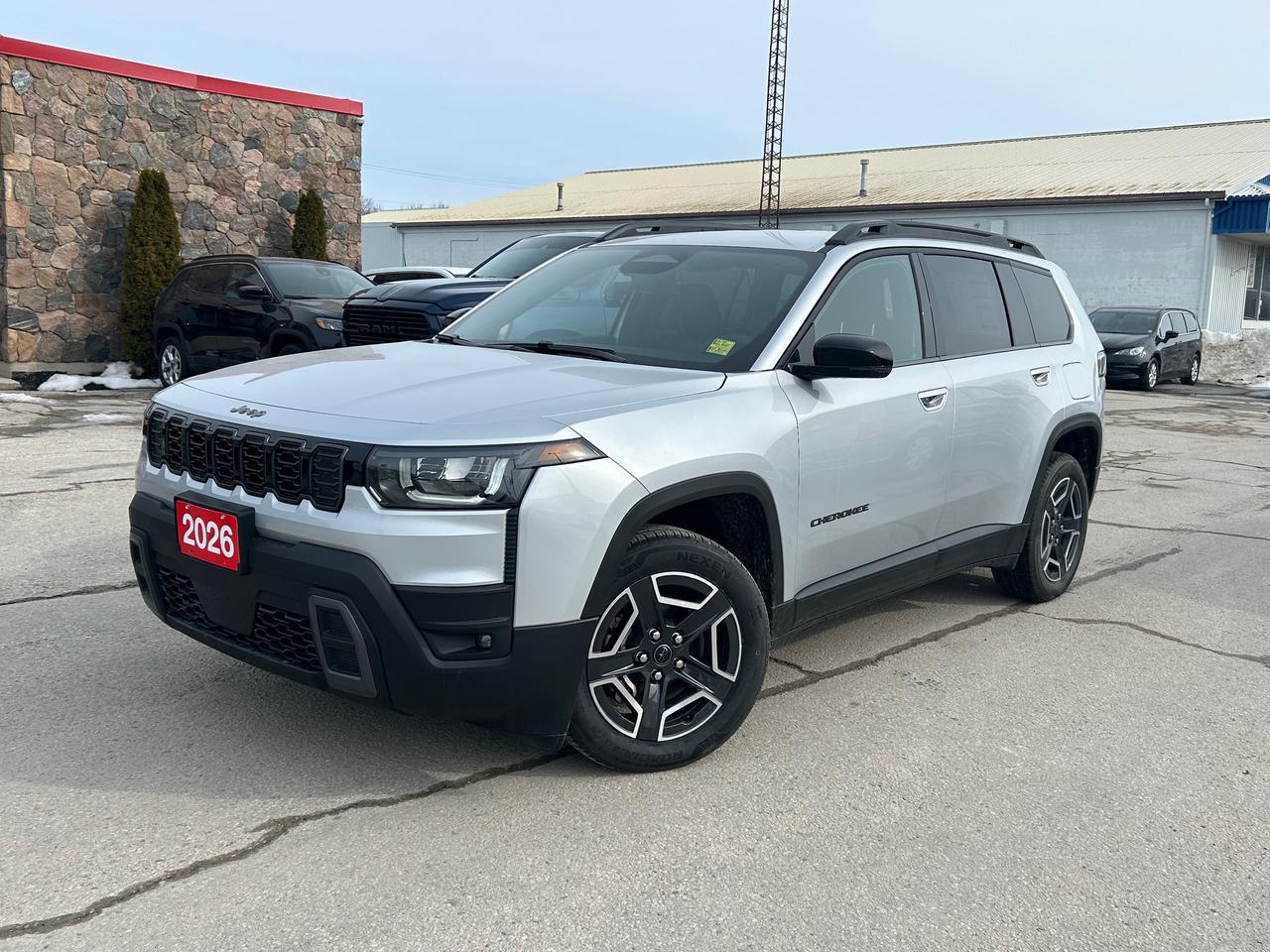 2026 Jeep Cherokee Laredo/Limited 4dr 4x4 Photo