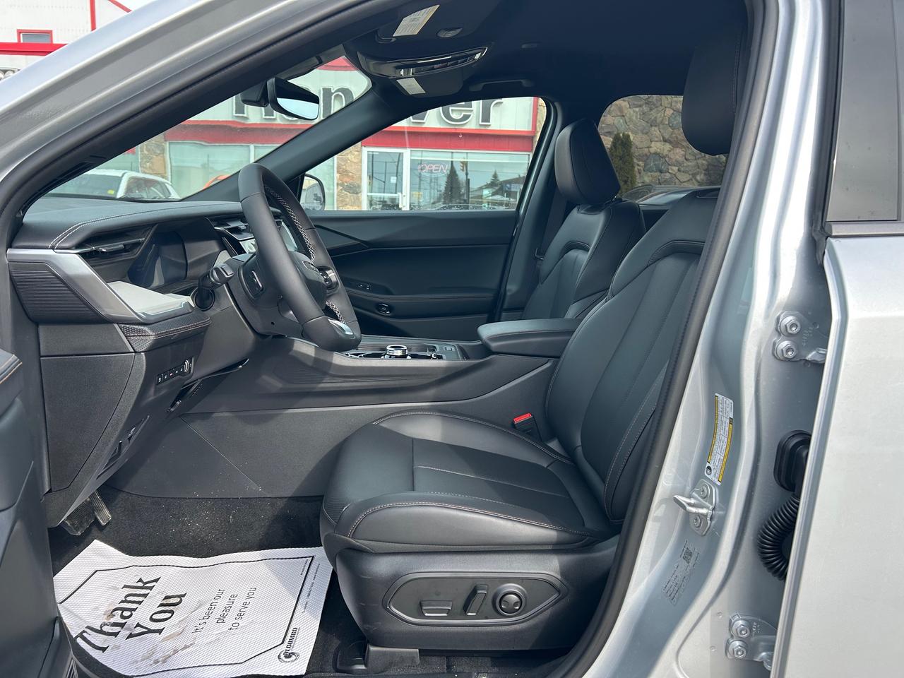 2026 Jeep Cherokee Laredo/Limited 4dr 4x4 Photo