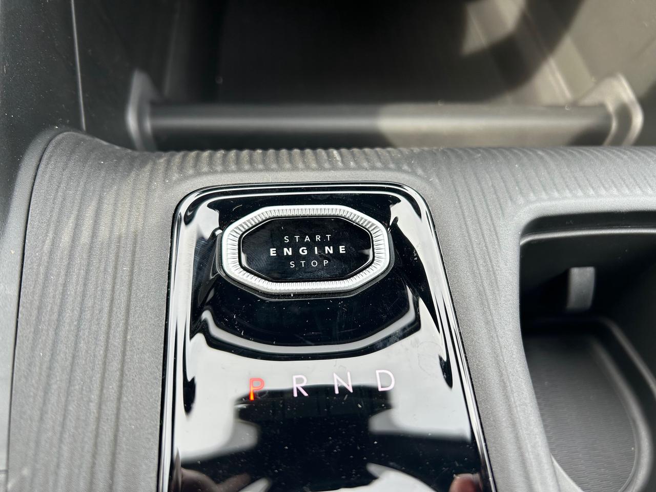 2026 Jeep Cherokee Laredo/Limited 4dr 4x4 Photo