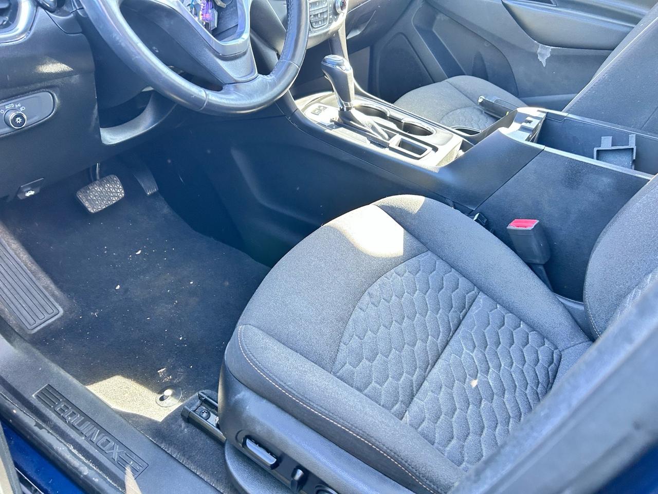 2019 Chevrolet Equinox AWD 4DR LT W/2LT Photo4