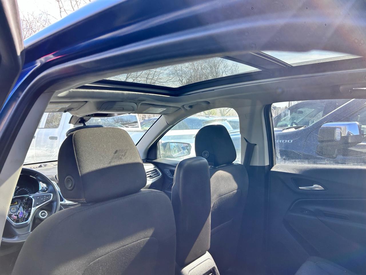 2019 Chevrolet Equinox AWD 4DR LT W/2LT Photo