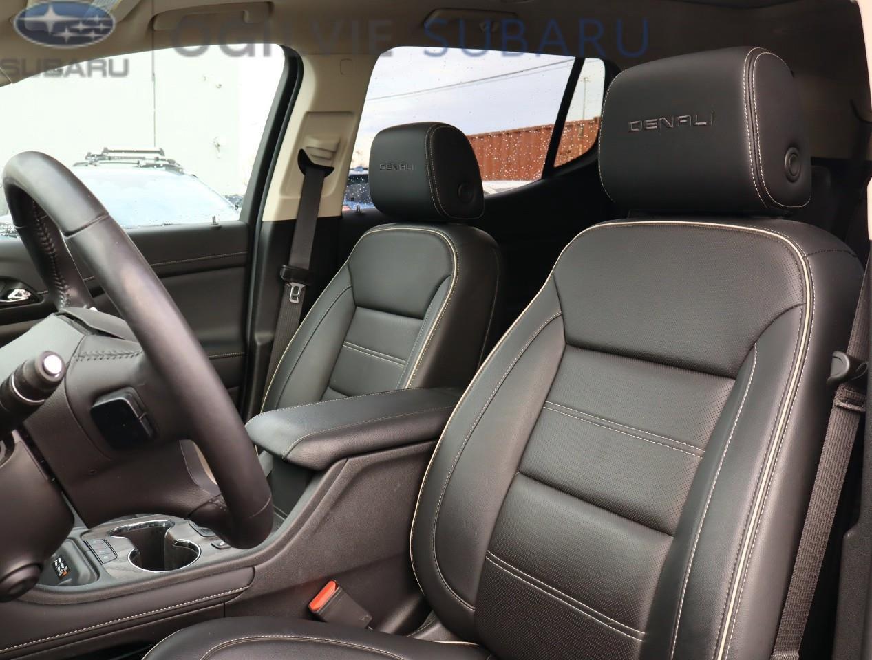 2022 GMC Acadia Denali All-wheel Drive Photo