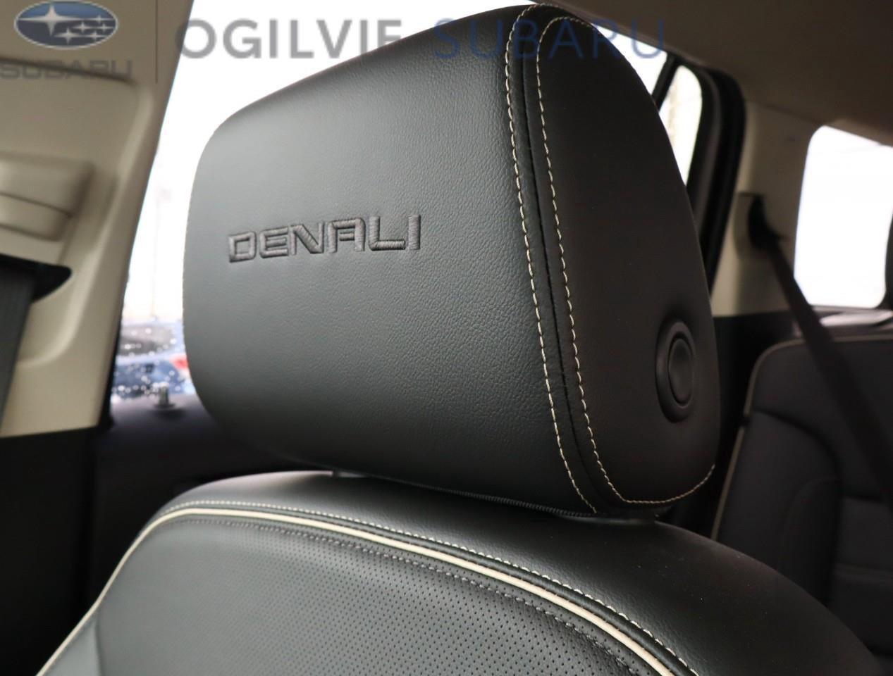 2022 GMC Acadia Denali All-wheel Drive Photo