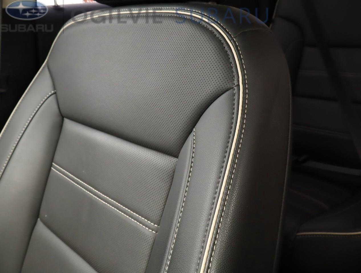 2022 GMC Acadia Denali All-wheel Drive Photo